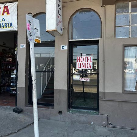 Oyo Hotel Linda Tijuana Kültér fotó