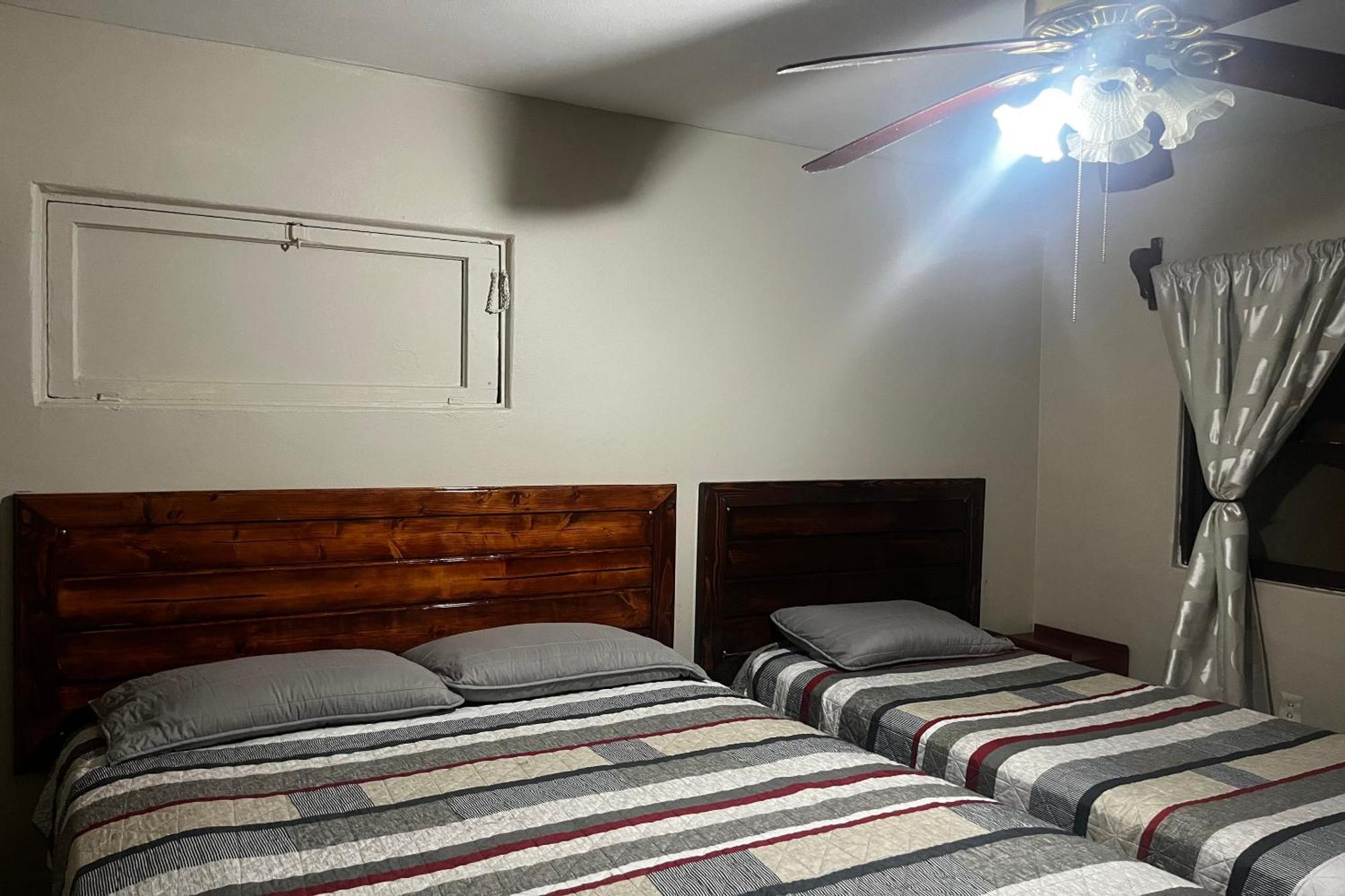 Oyo Hotel Linda Tijuana Kültér fotó