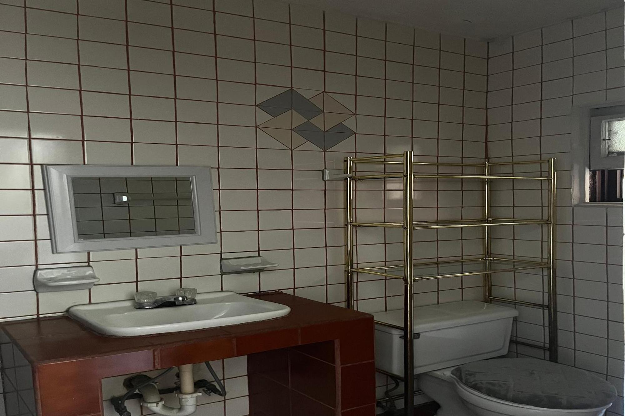 Oyo Hotel Linda Tijuana Kültér fotó