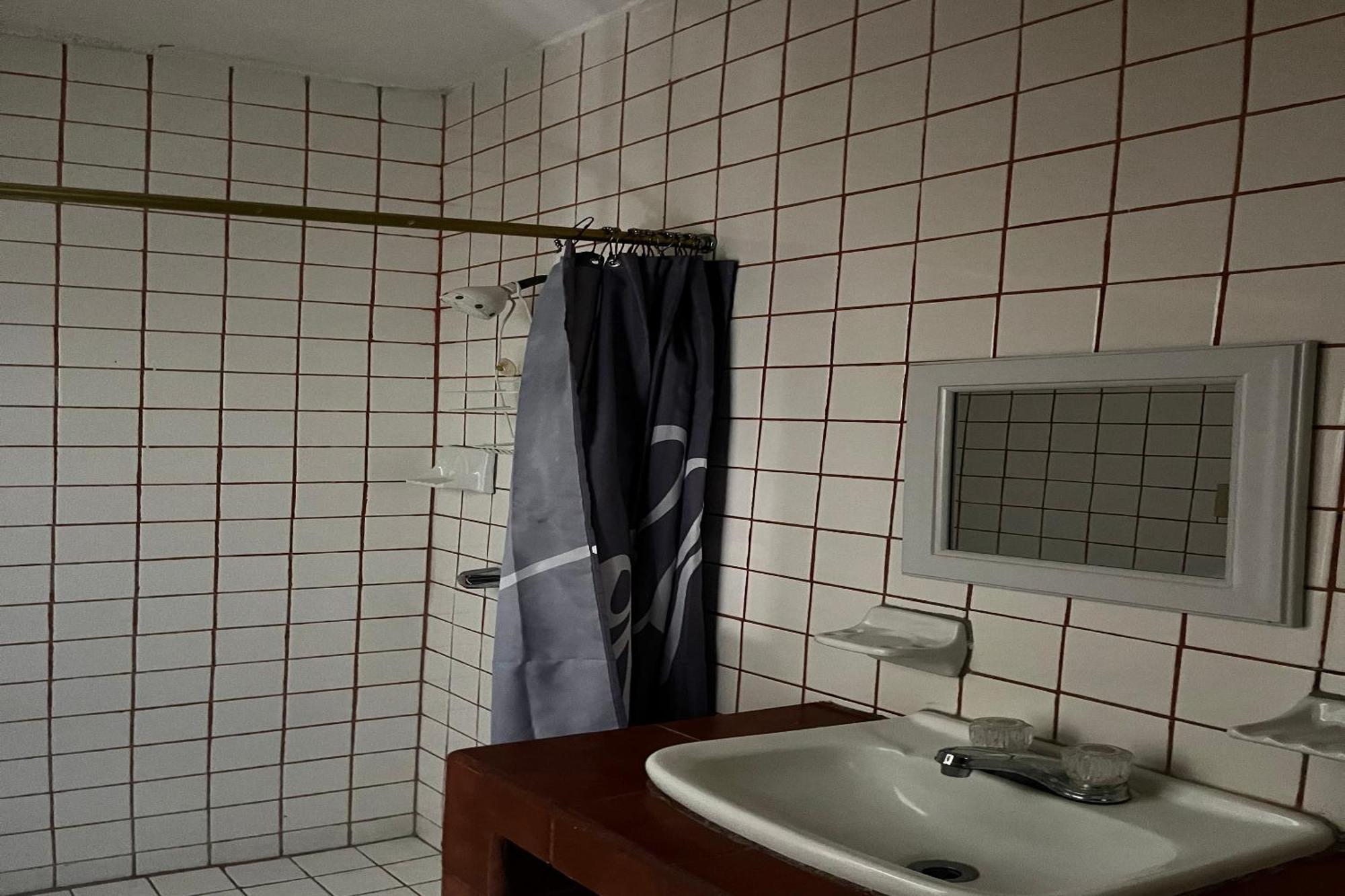 Oyo Hotel Linda Tijuana Kültér fotó