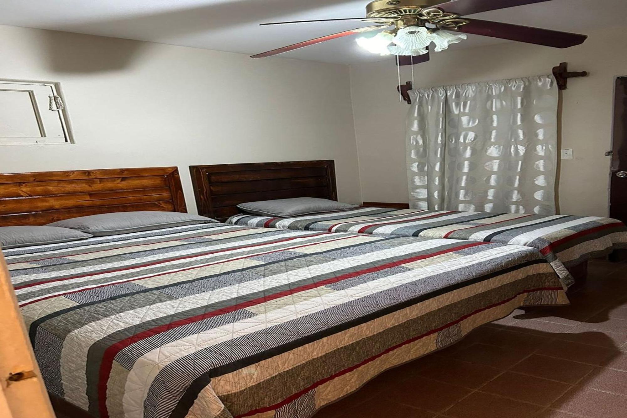 Oyo Hotel Linda Tijuana Kültér fotó