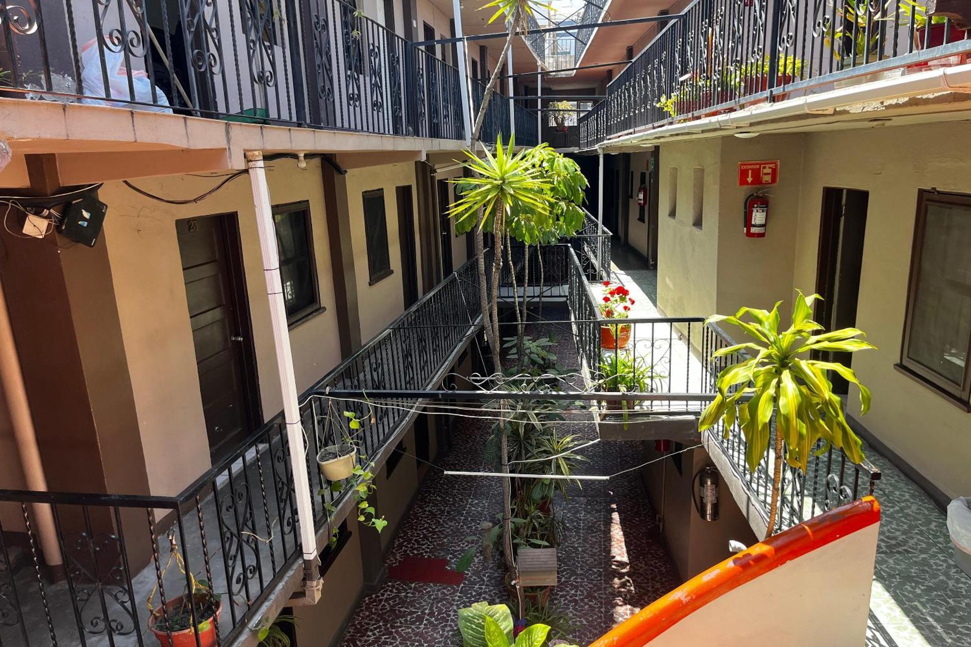 Oyo Hotel Linda Tijuana Kültér fotó