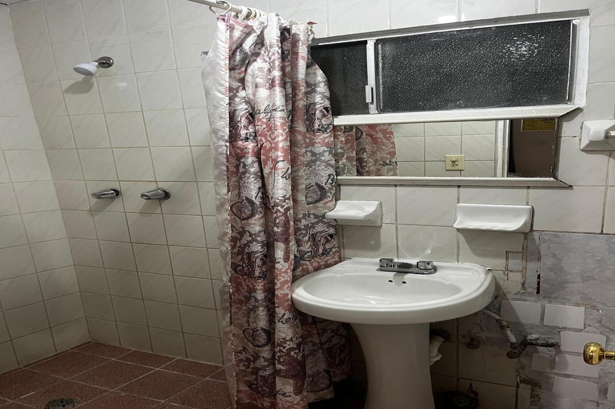 Oyo Hotel Linda Tijuana Kültér fotó