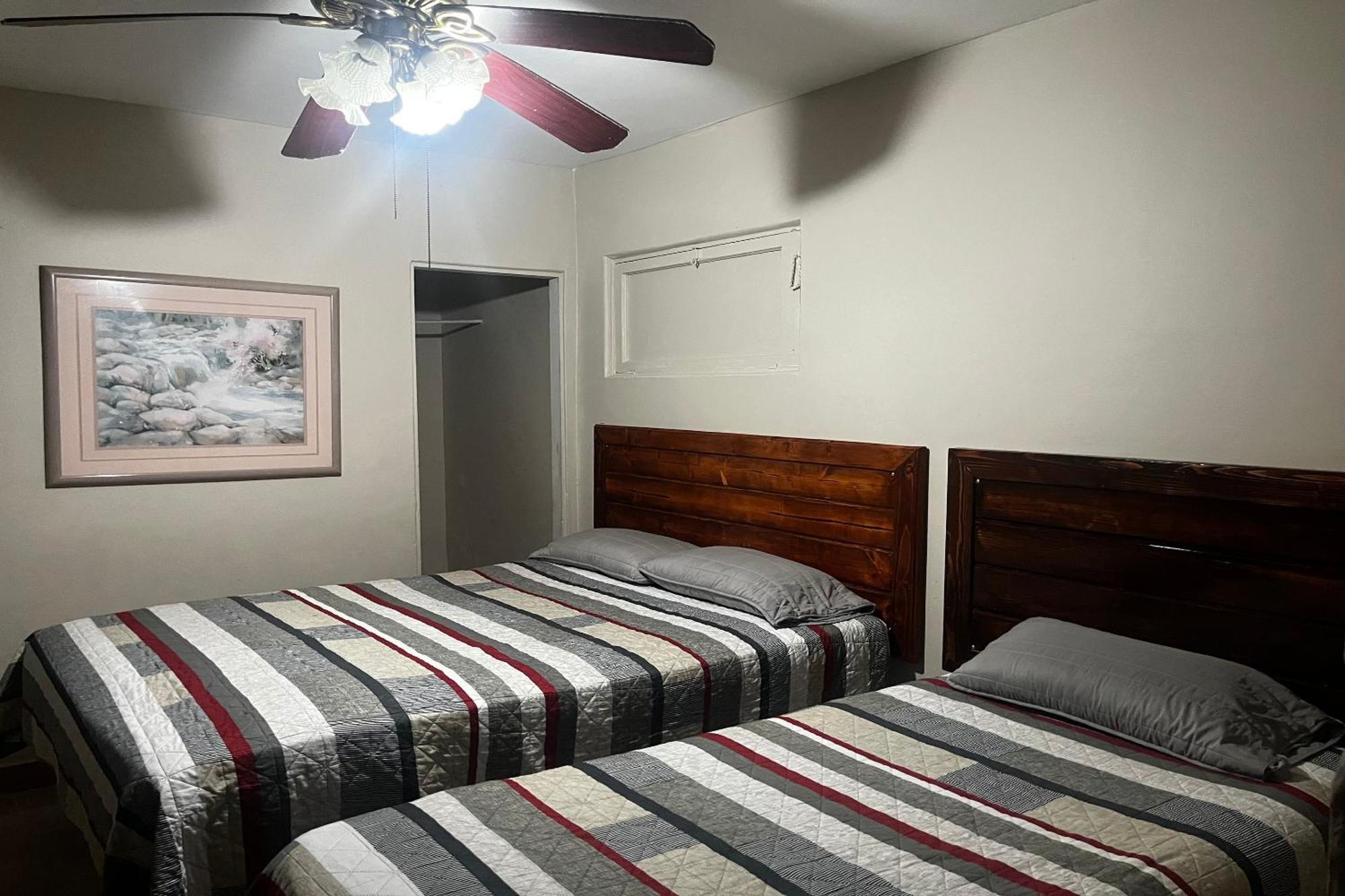 Oyo Hotel Linda Tijuana Kültér fotó