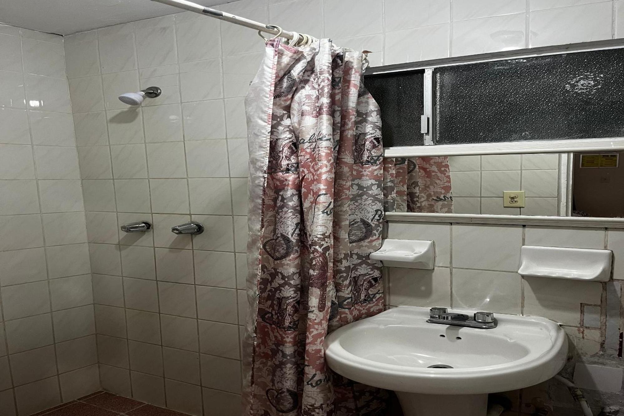 Oyo Hotel Linda Tijuana Kültér fotó
